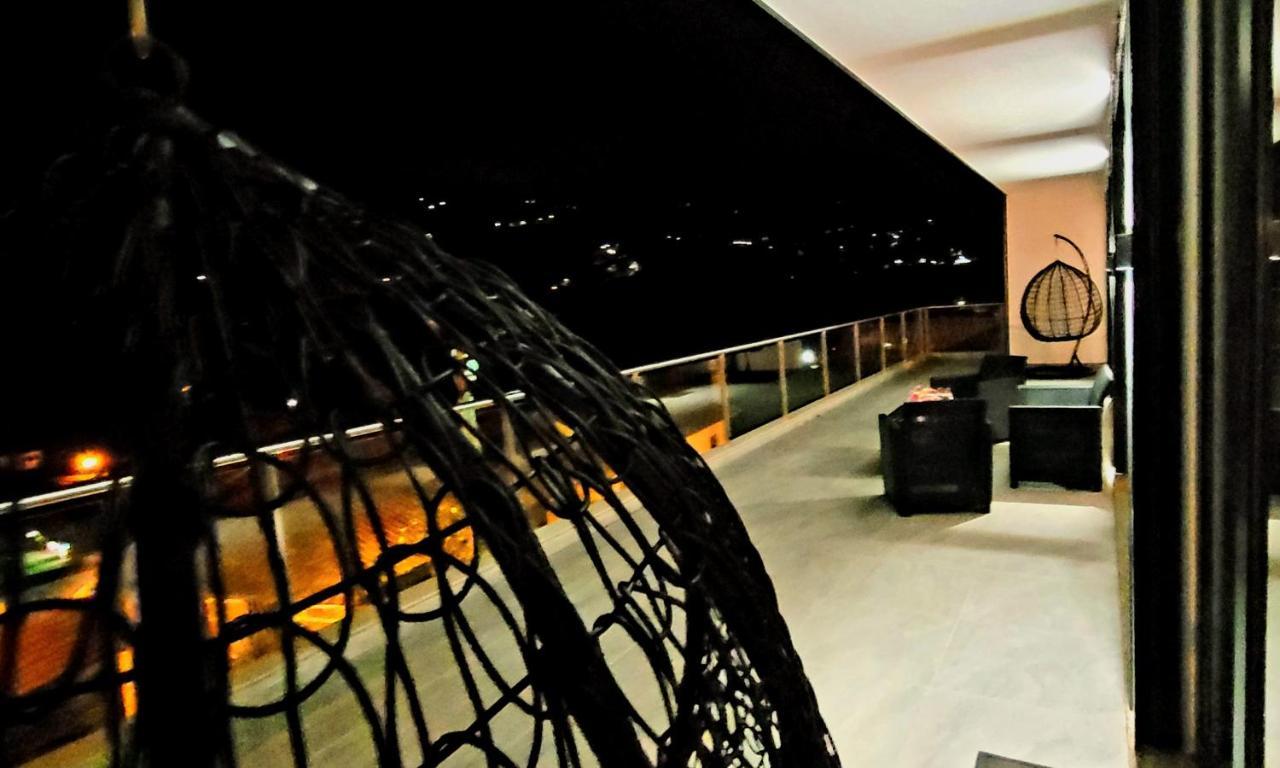 Вилла Geresmarinahouse Экстерьер фото